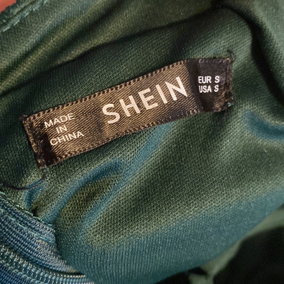 Hunter green spaghetti strap gown - Picture 4 of 4